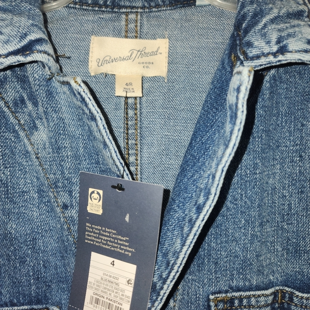 Chic Denim Long-Sleeve Jumpsuit - Picture 3 of 8
